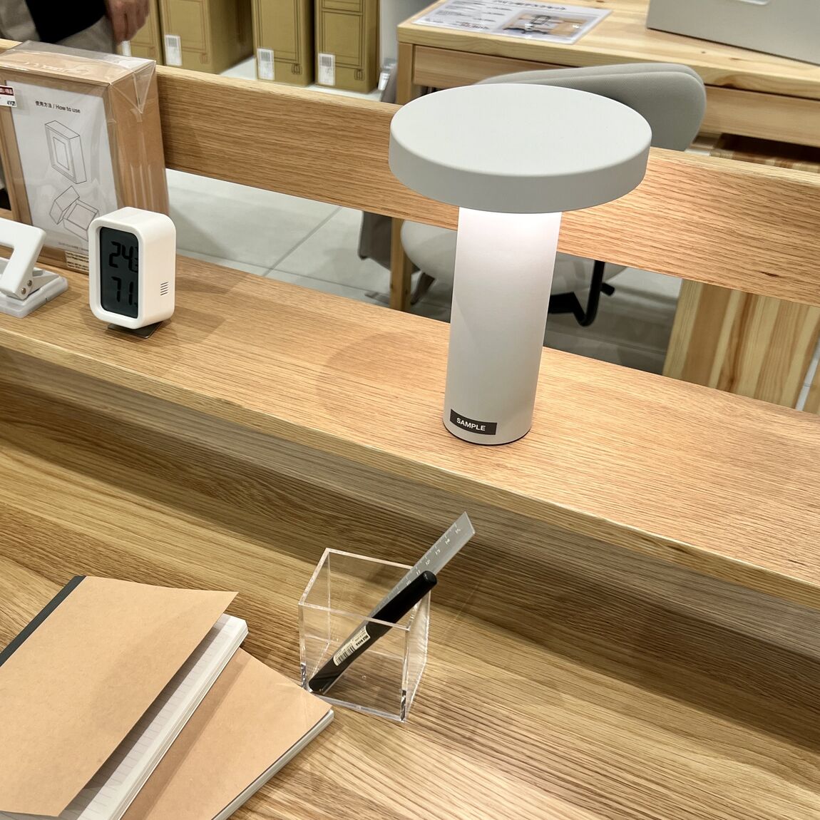 【イオン新潟西】心地よい時間に寄り添う、 無印良品の照明。_8pXci0