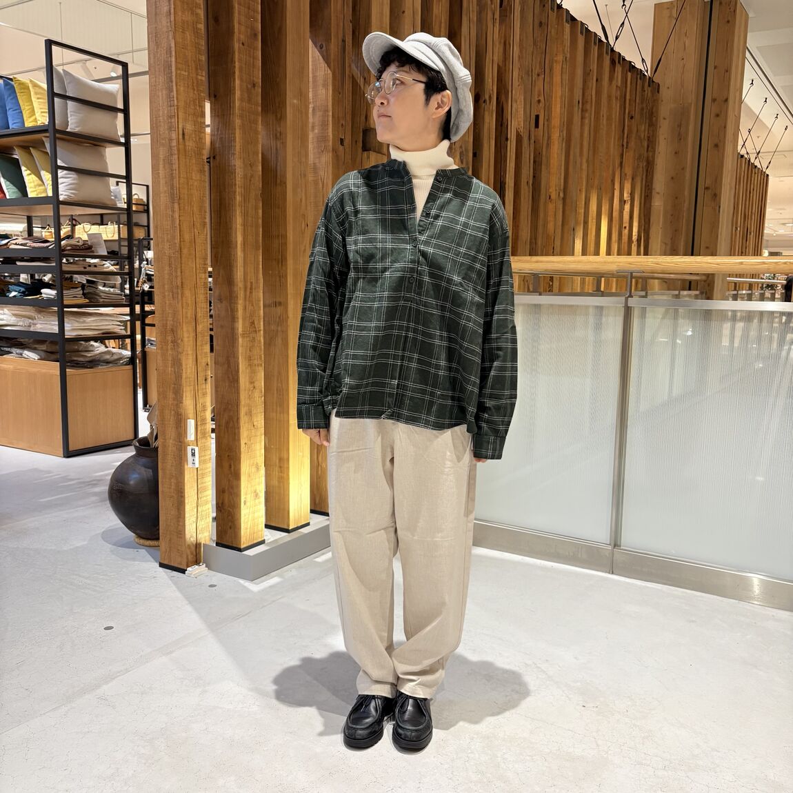 【阪急西宮ガーデンズ】身長161cm_clHd2G
