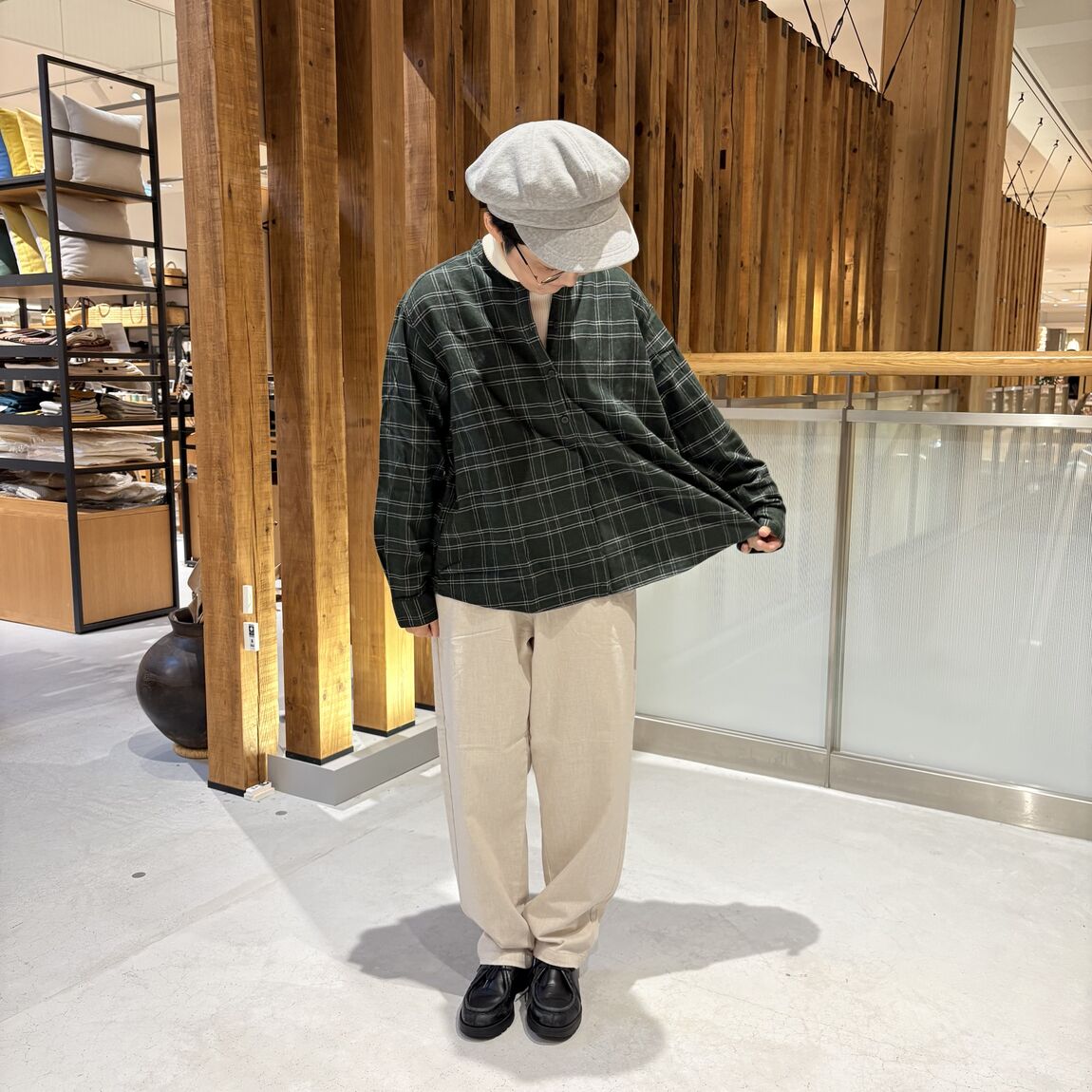 【阪急西宮ガーデンズ】身長161cm_SdwRh7