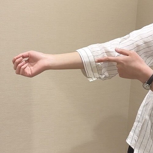 市川妙典スタッフ　七分袖