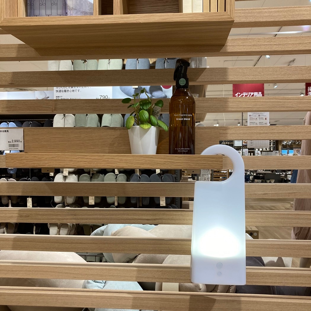 LEDあかり　吊るした画像