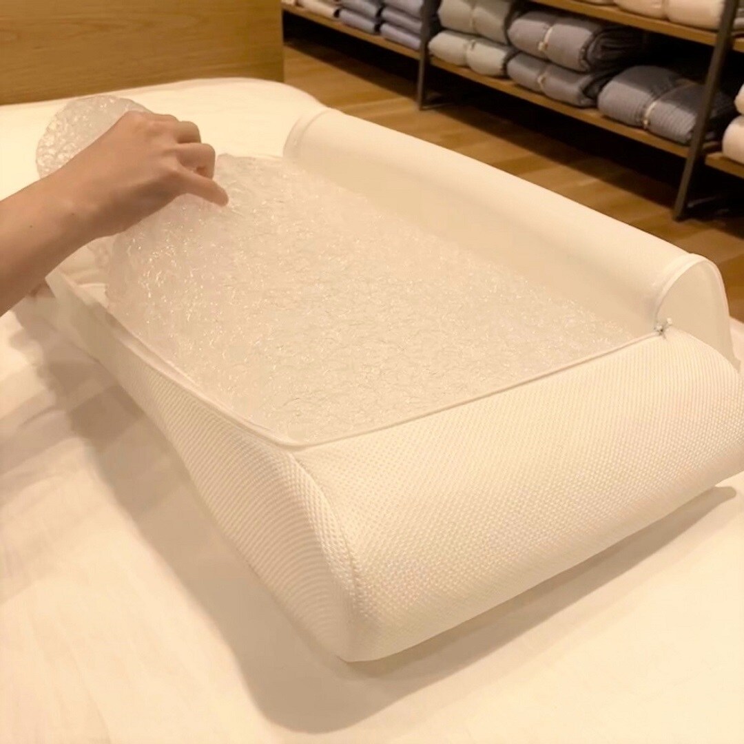 アルパーク】新発売｜寝返りを受け止めてくれる枕が登場｜ 無印良品