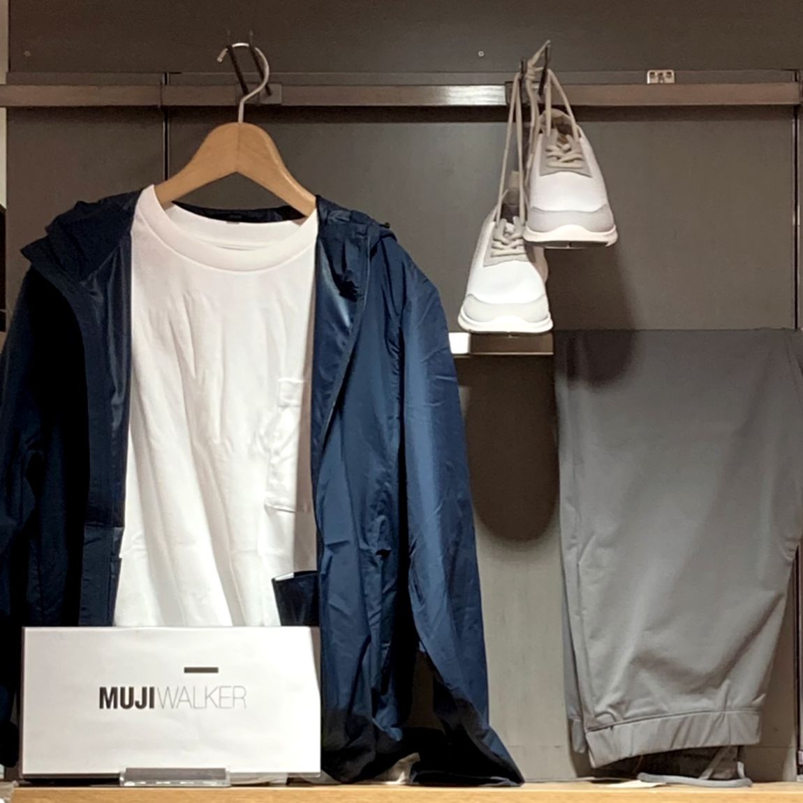 【ルミネ立川】機能的な服を日常に「MUJI　WALKER」