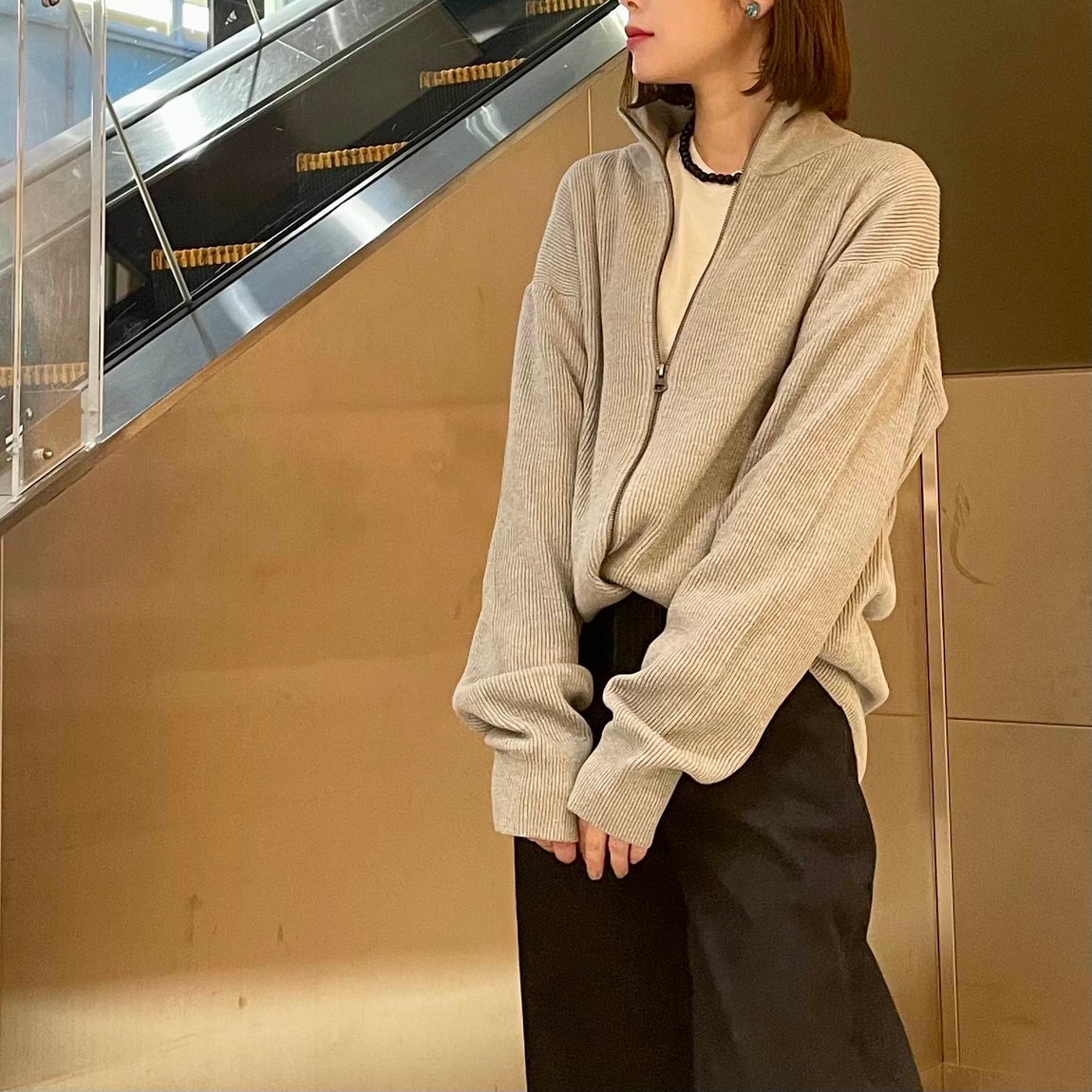 １