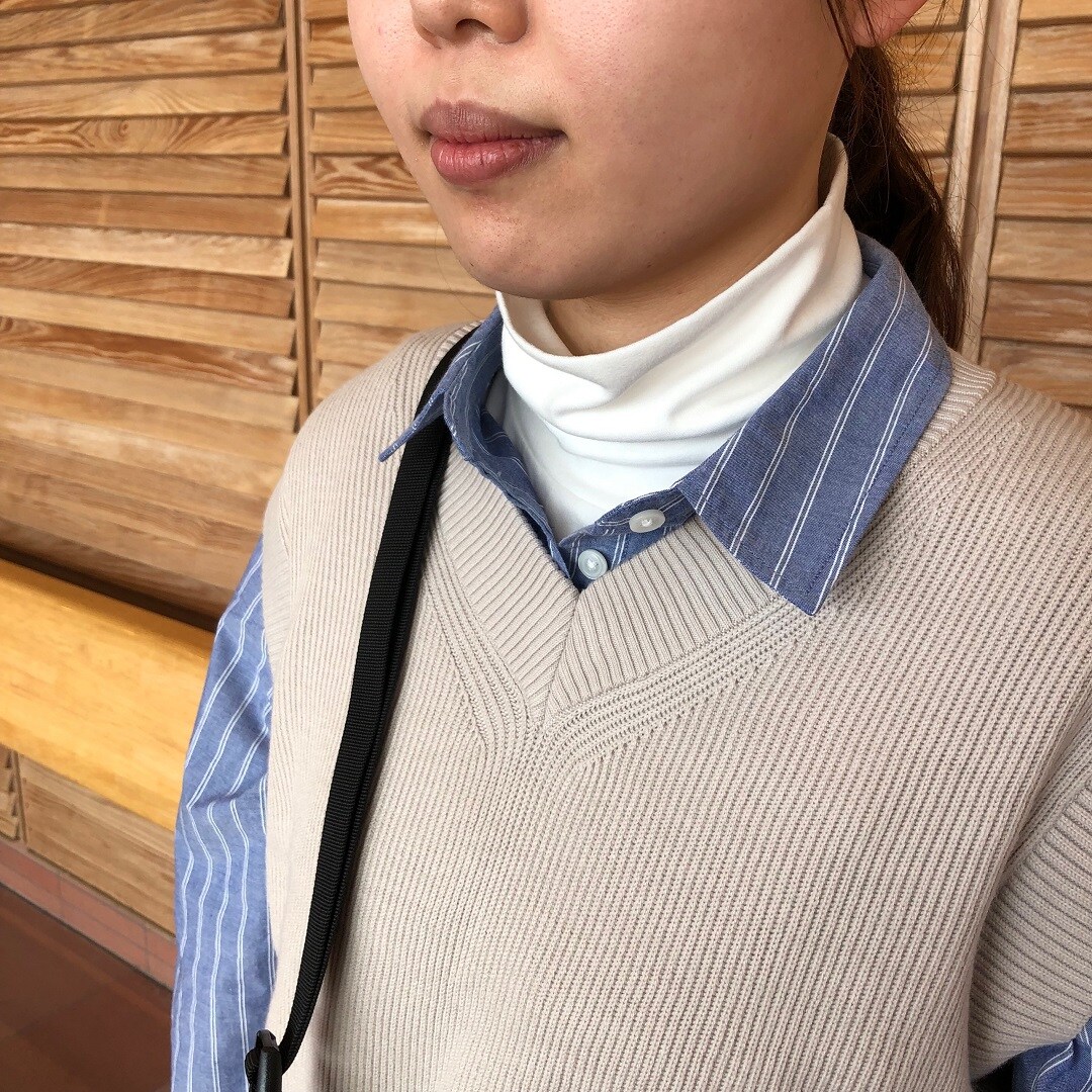 重ね着首元