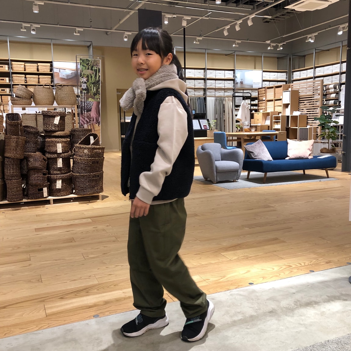 ②
