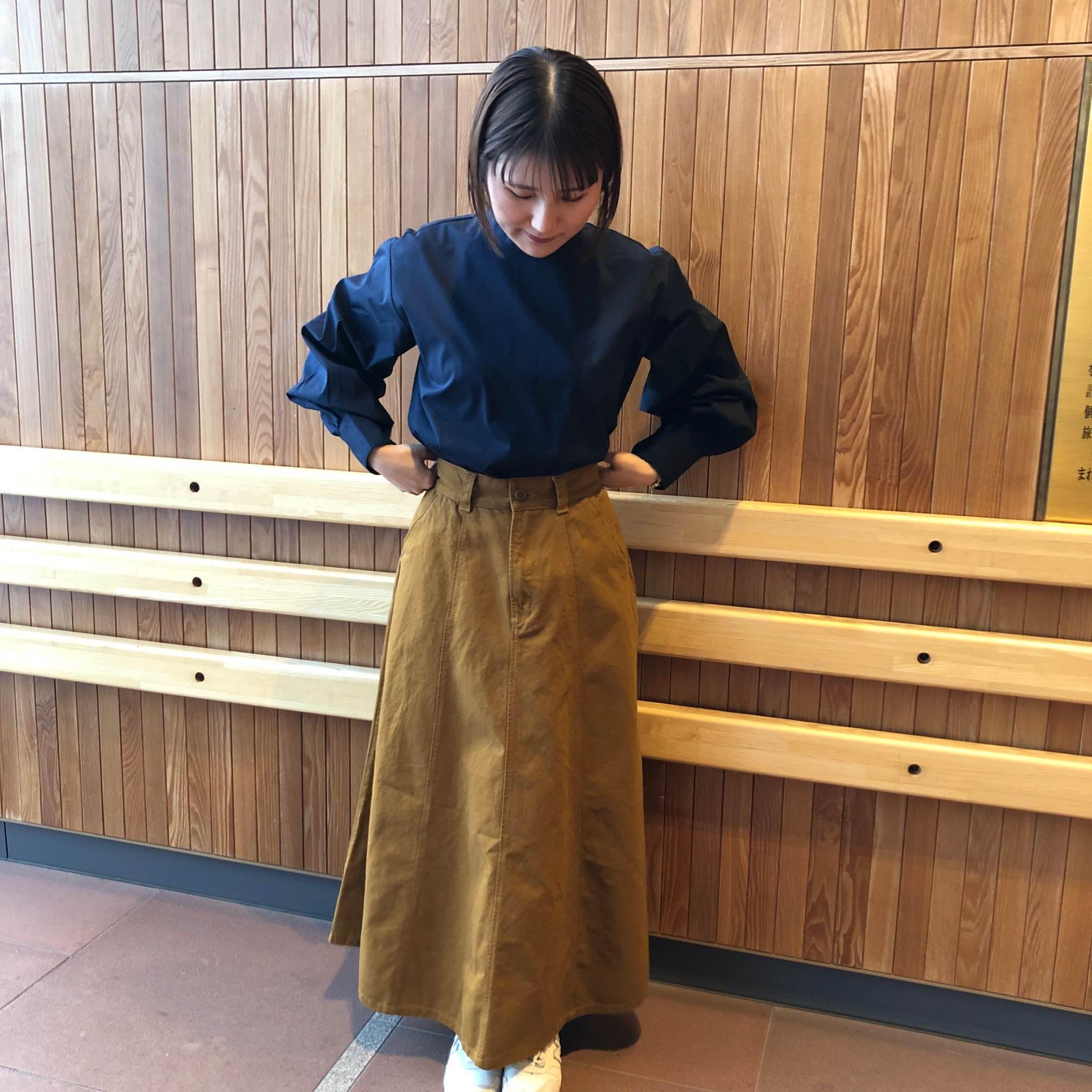 下向き