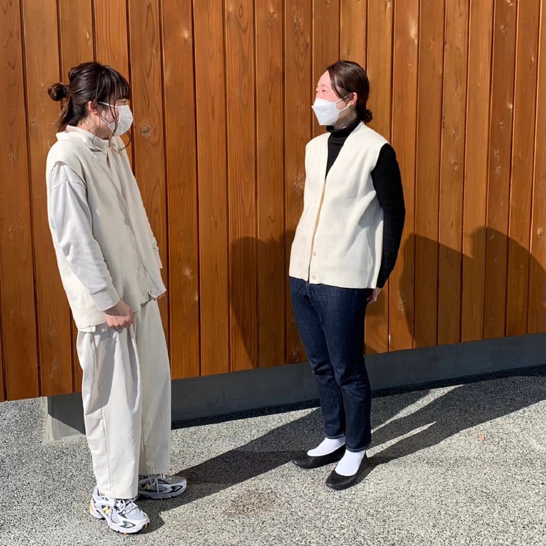 スタッフ着用2名2枚目