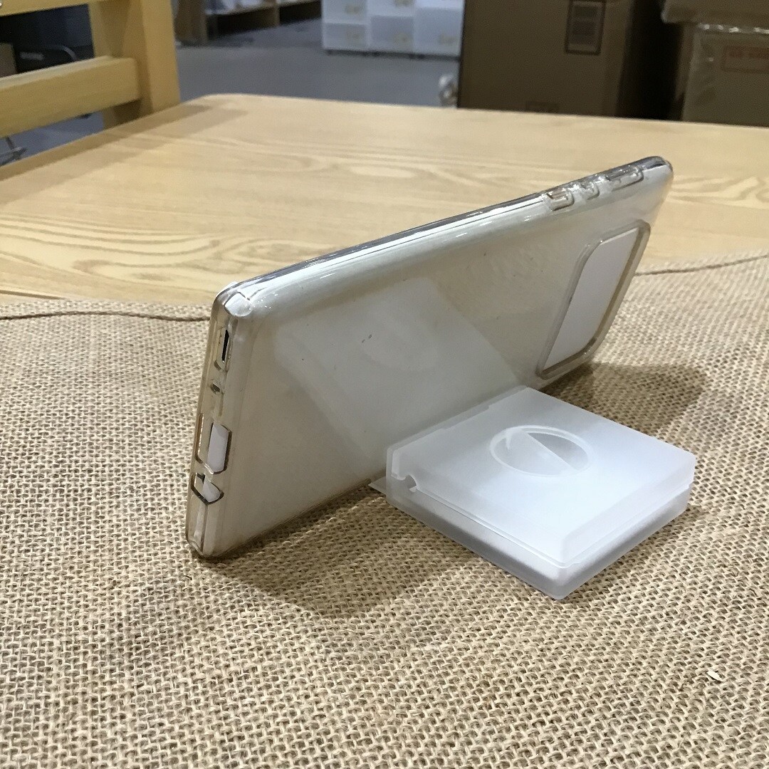 ケーブル収納の写真５