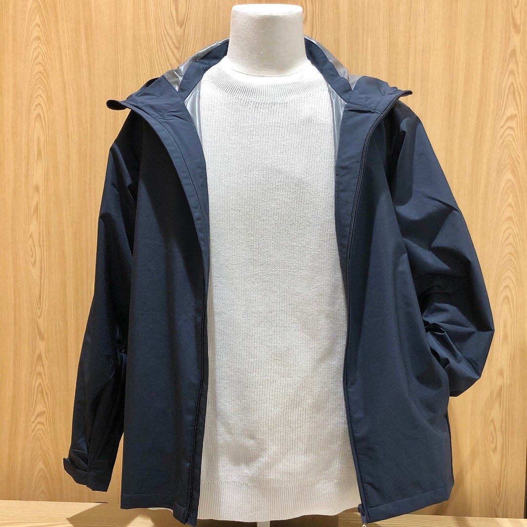 ジャケットを着たマネキン