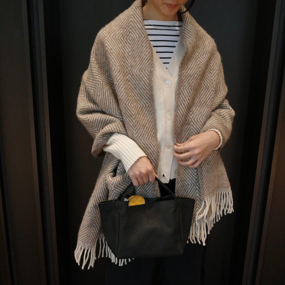 ポケットショール