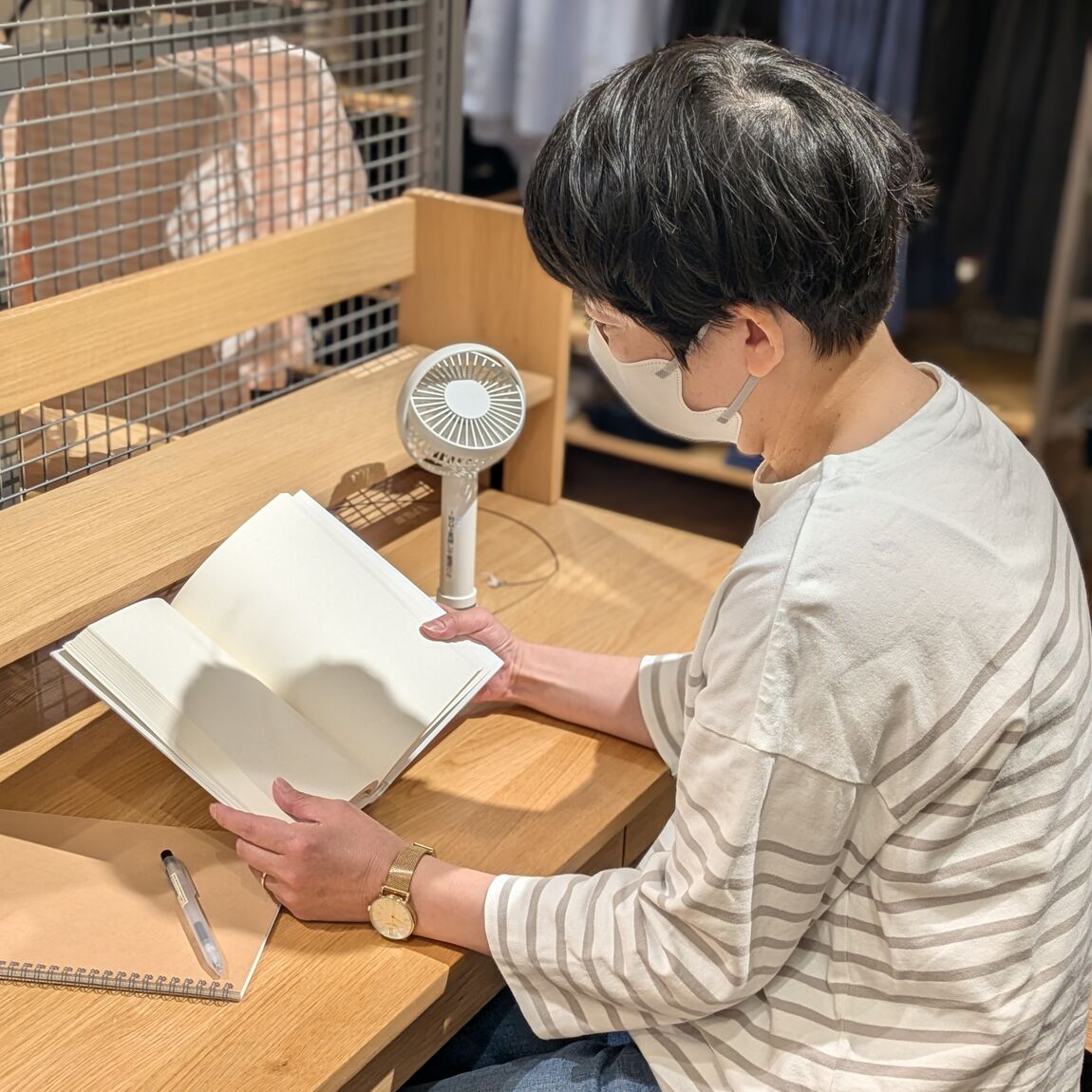 ハンディファン