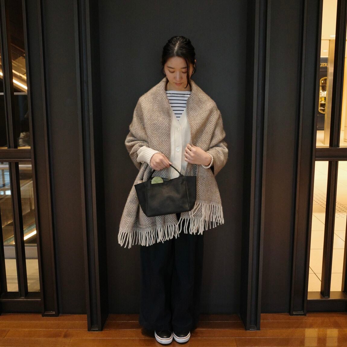 ポケットショール