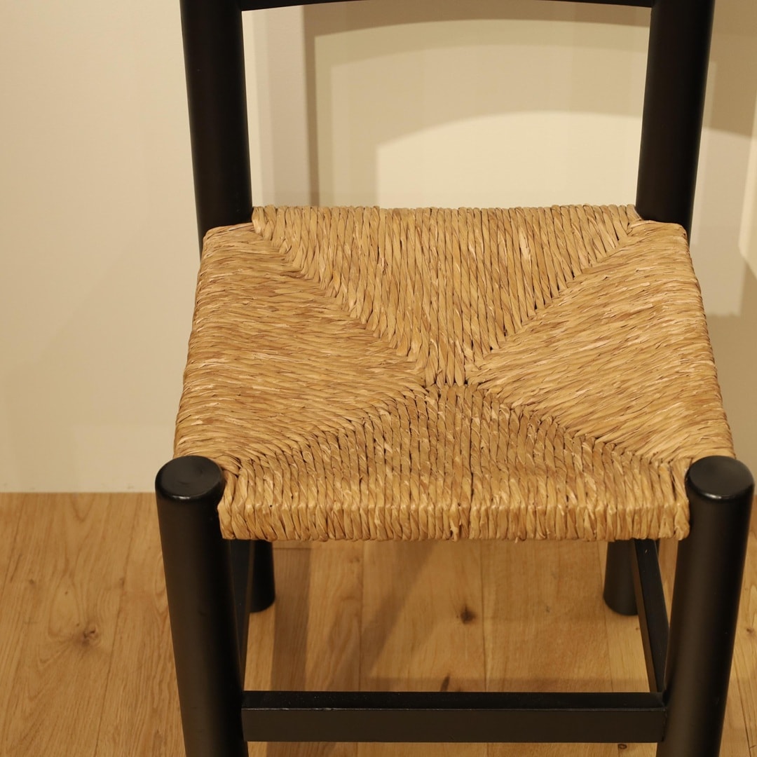 【IDÉE新宿店】南欧の伝統　Vintage　Rush chairのご紹介_BOZ6YV