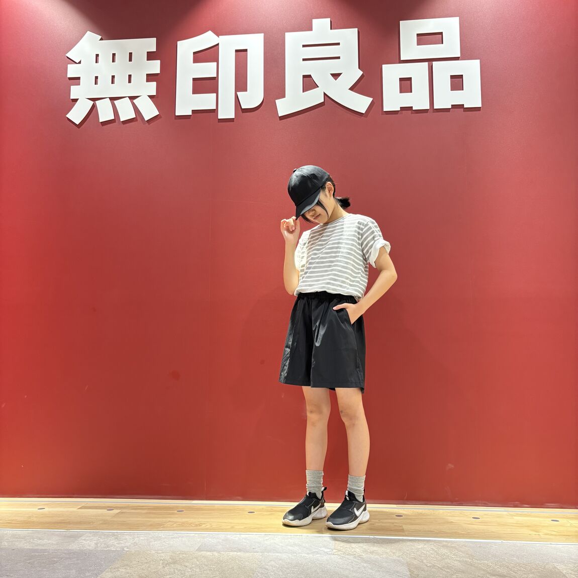https://contents.muji.com/jp/sites/jp/files/%E3%82%AD%E3%83%83%E3%82%BA%E5%A4%A9%E7%AB%BAT%26%E3%82%AD%E3%83%A5%E3%83%AD%E3%83%83%E3%83%88%E2%91%A0%E5%89%8D%E9%9D%A2.jpeg