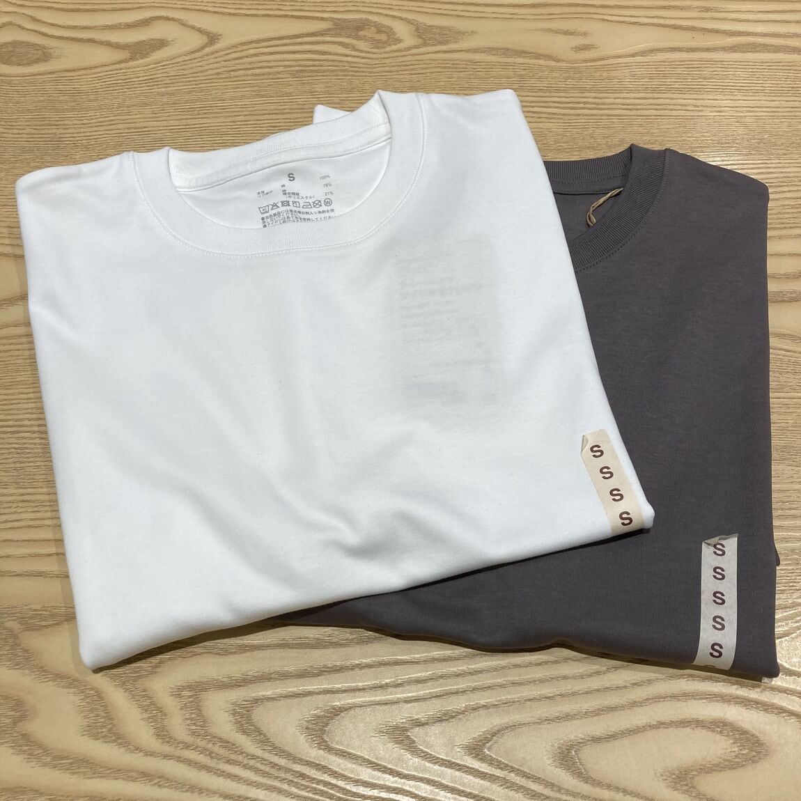 Tシャツ