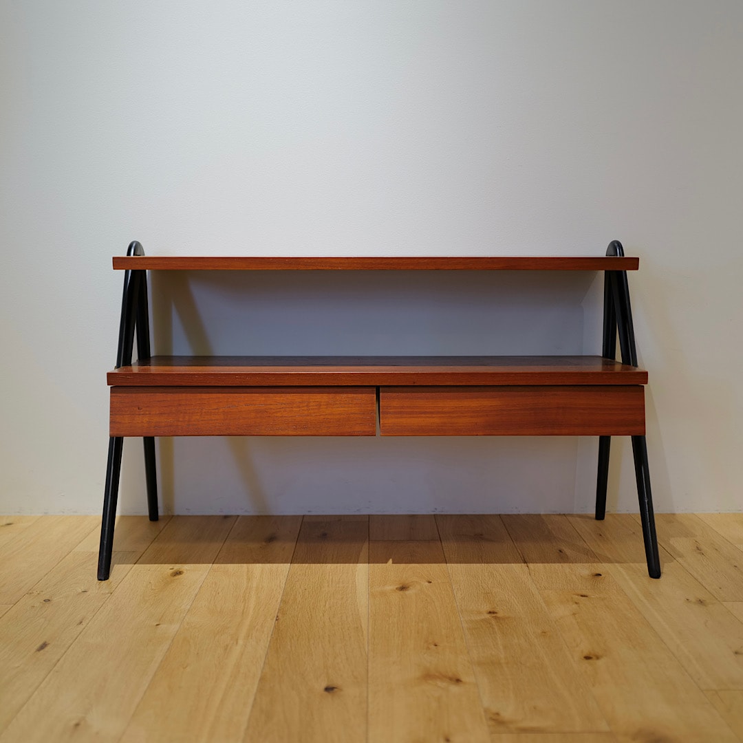 IDÉE新宿店】Vintage side tableのご紹介｜無印良品 イデーショップ新宿店
