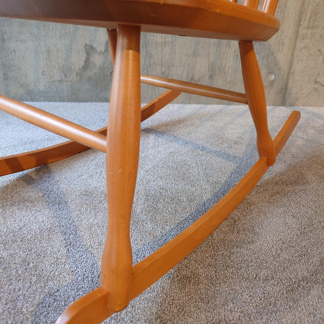Vintage Rocking Chair legs