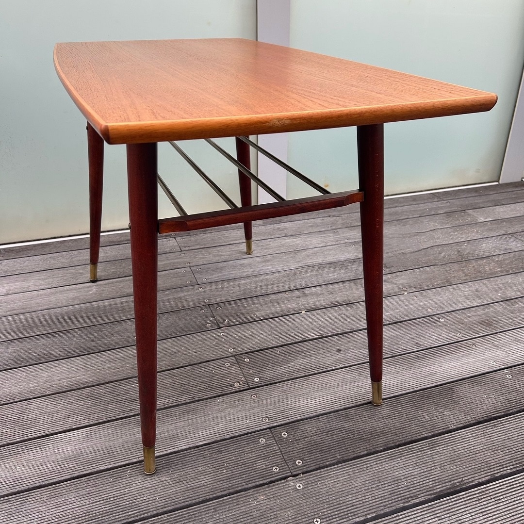 Vintage Table1