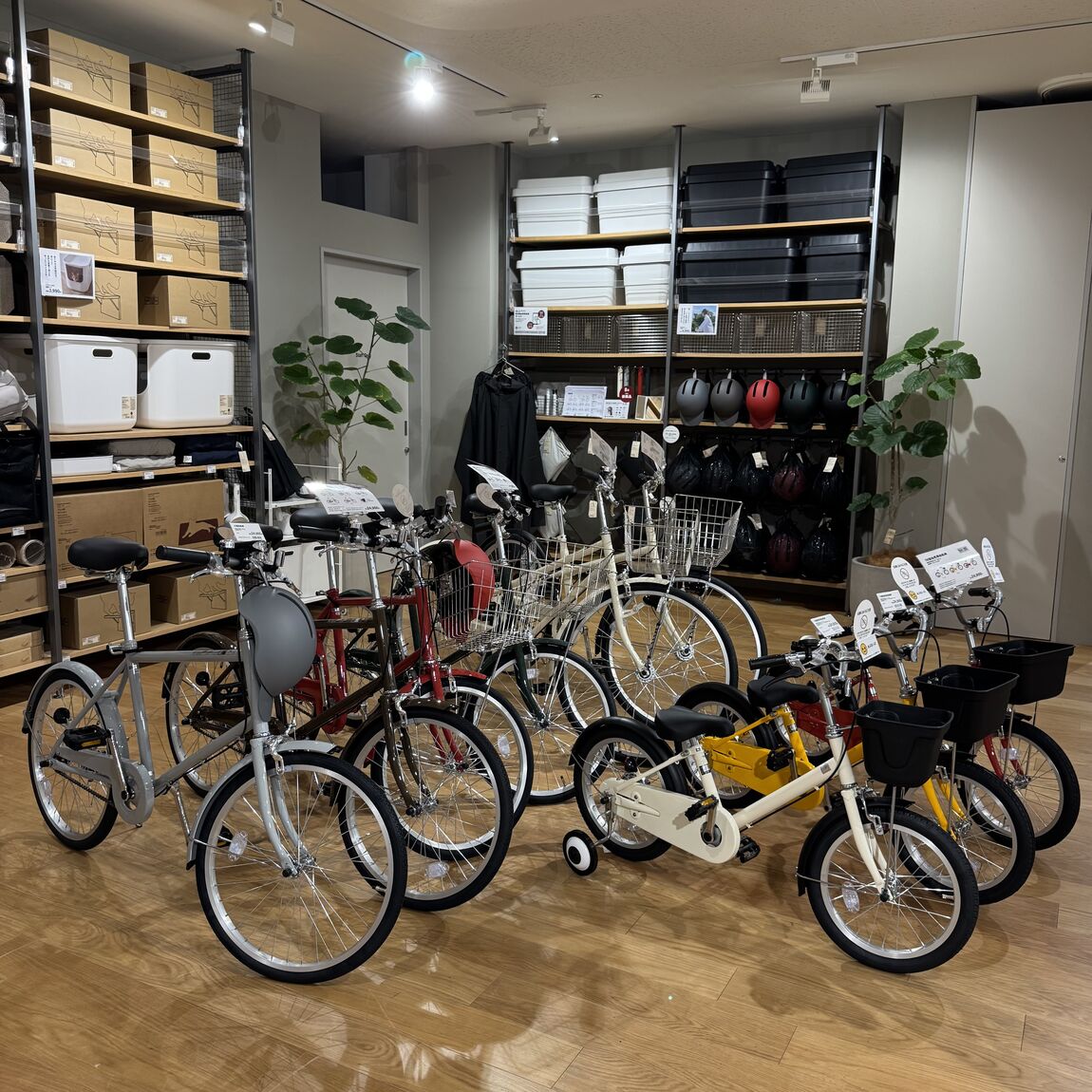【南千里アネックス】風が抜ける自転車ヘルメット_ZQ6L3P