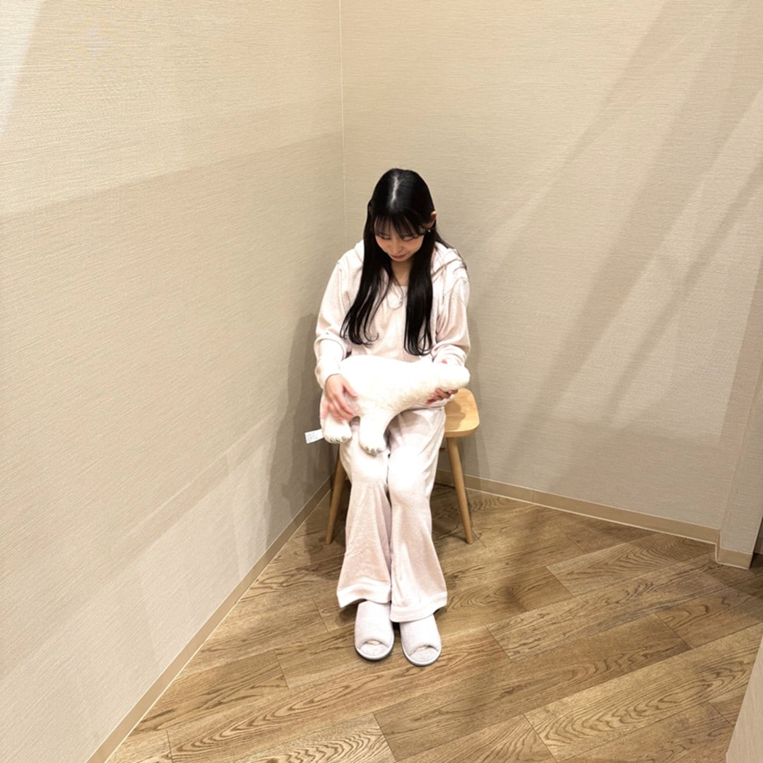 046867_20260422_01_01