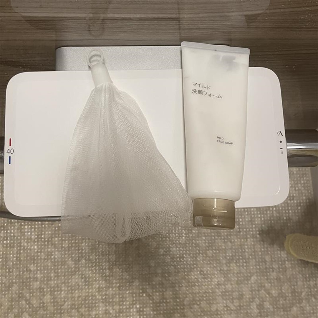 046867_20251028_01_01