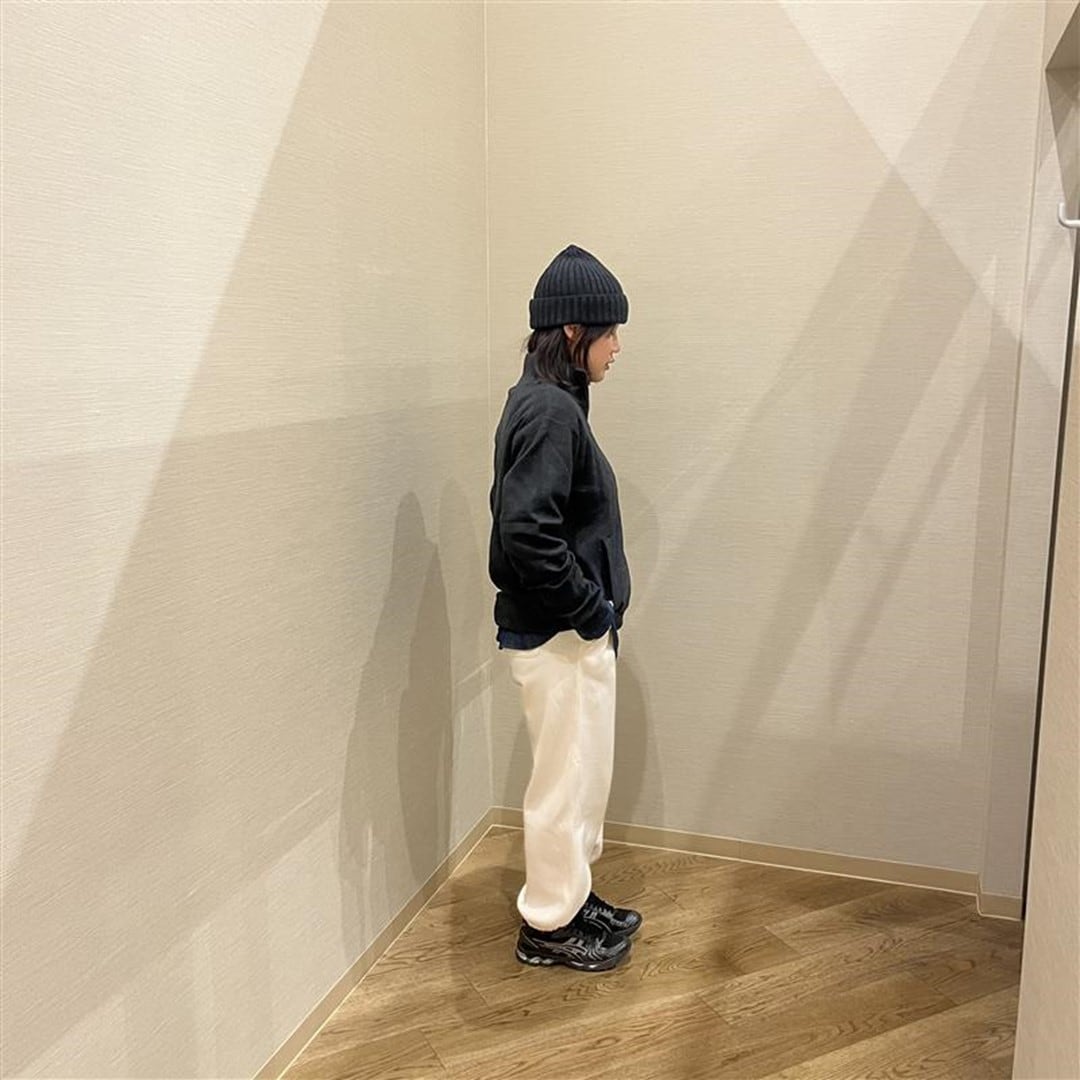 046867_20251215_01_02