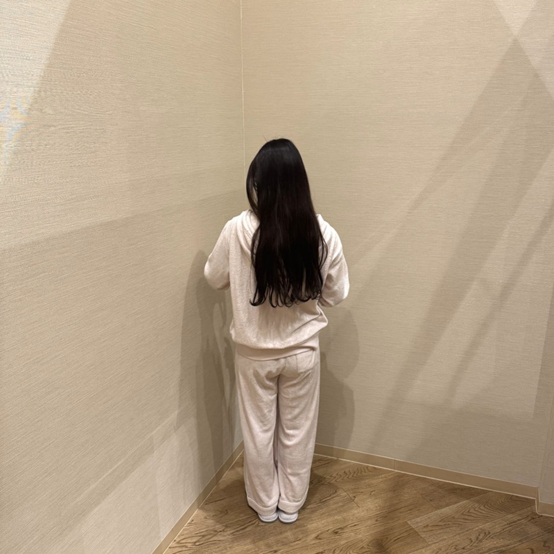 046867_20260422_01_02