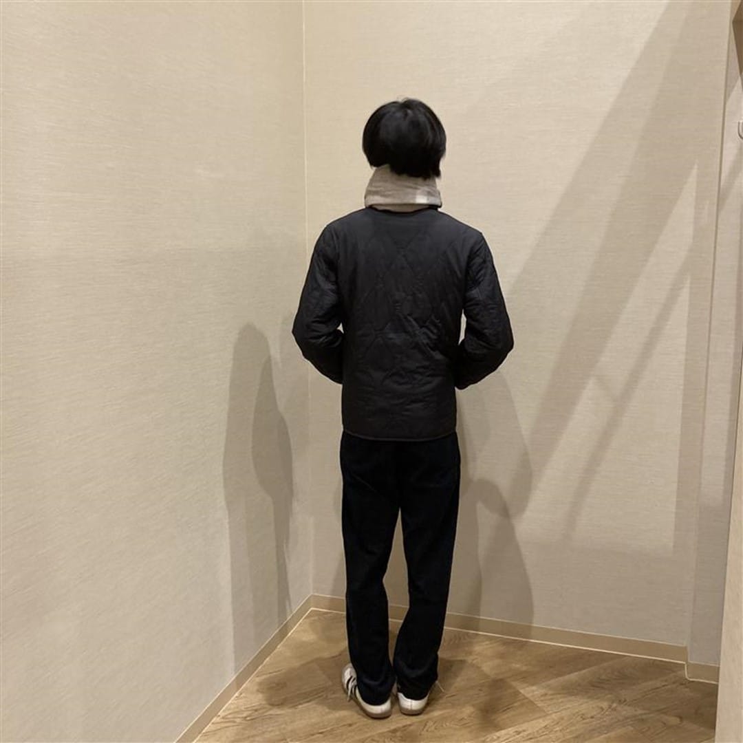 046867_20251105_01_02