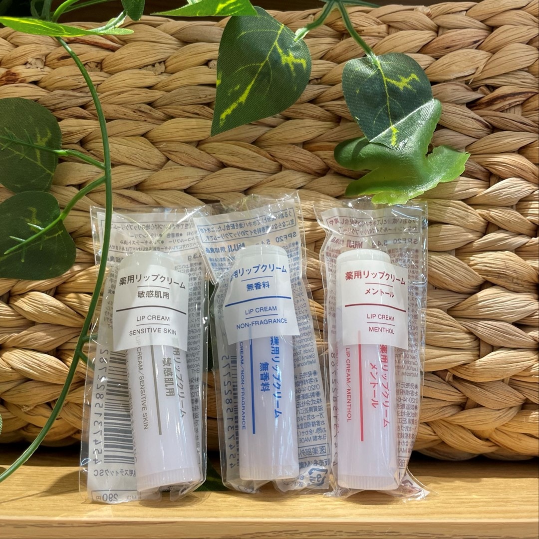 046867_20251024_02_02