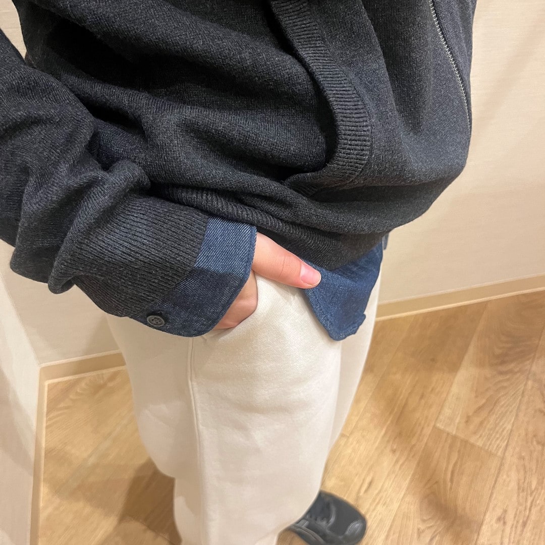 046867_20251215_01_05