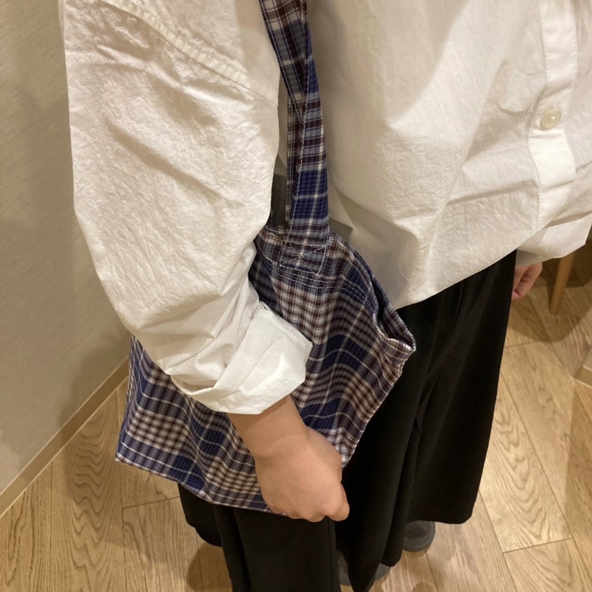 【イズミヤショッピングセンター神戸玉津】 身長159㎝_s9oiic