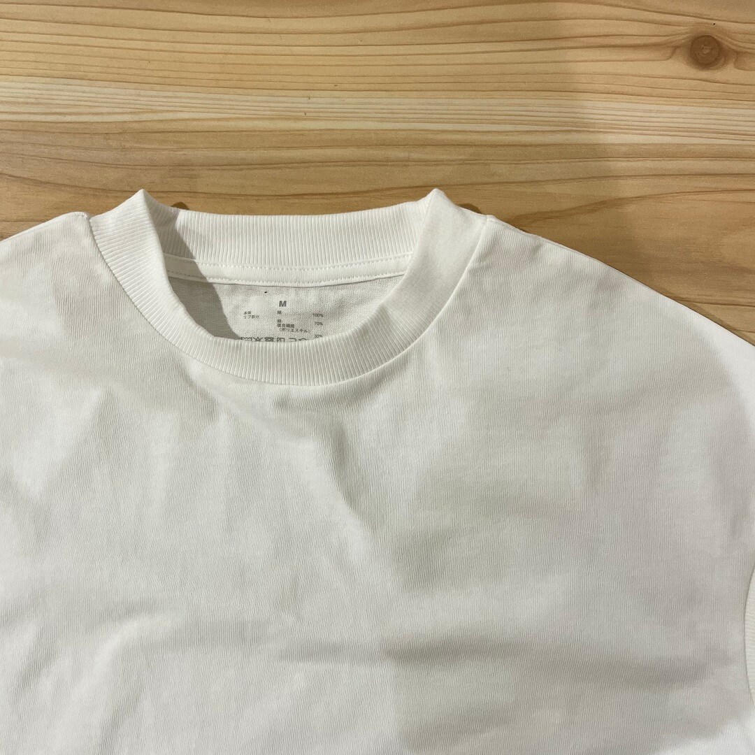 Tシャツ