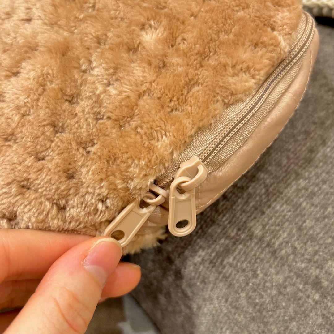 ファスナーアップ