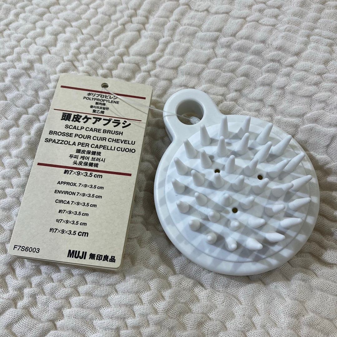 頭皮ケアブラシ