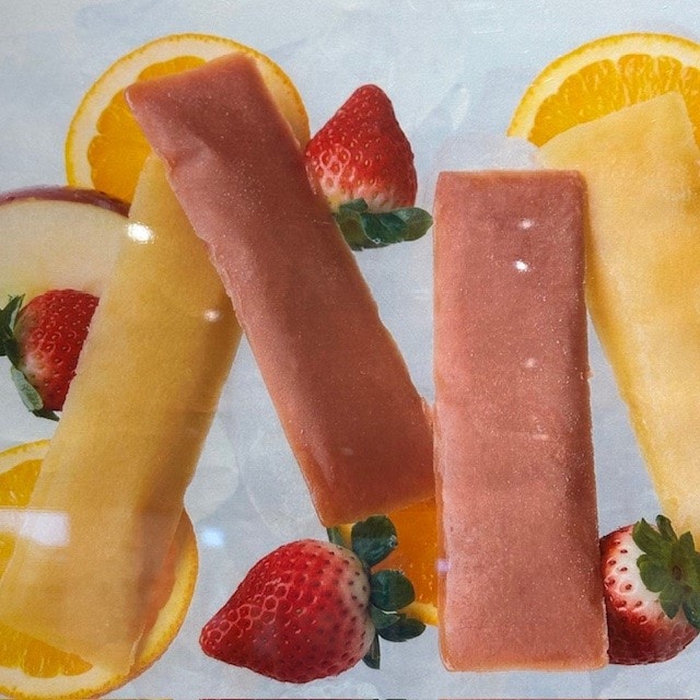 凍らせて食べる 果汁100%フルーツピュレ