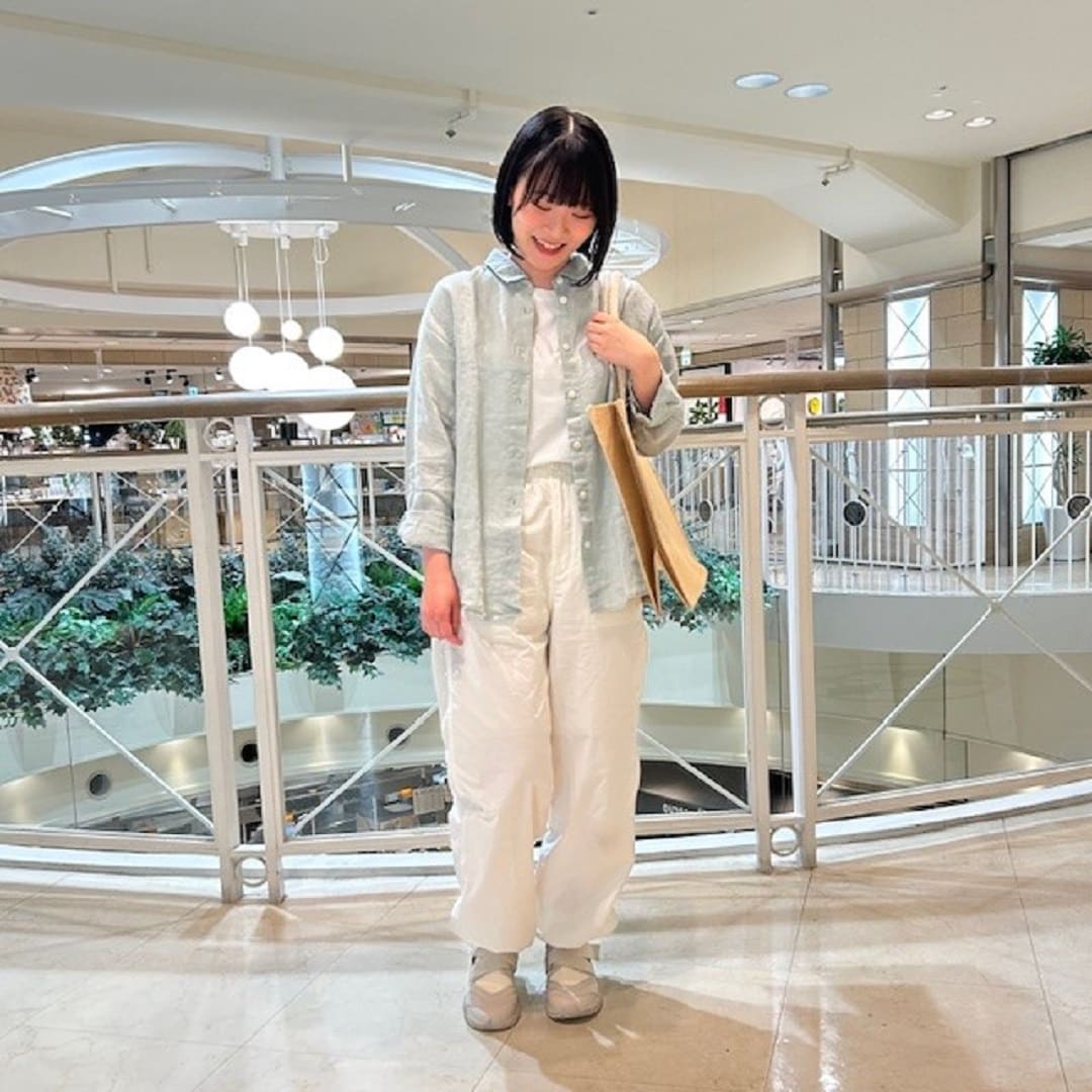 レギュラーカラー長袖シャツ