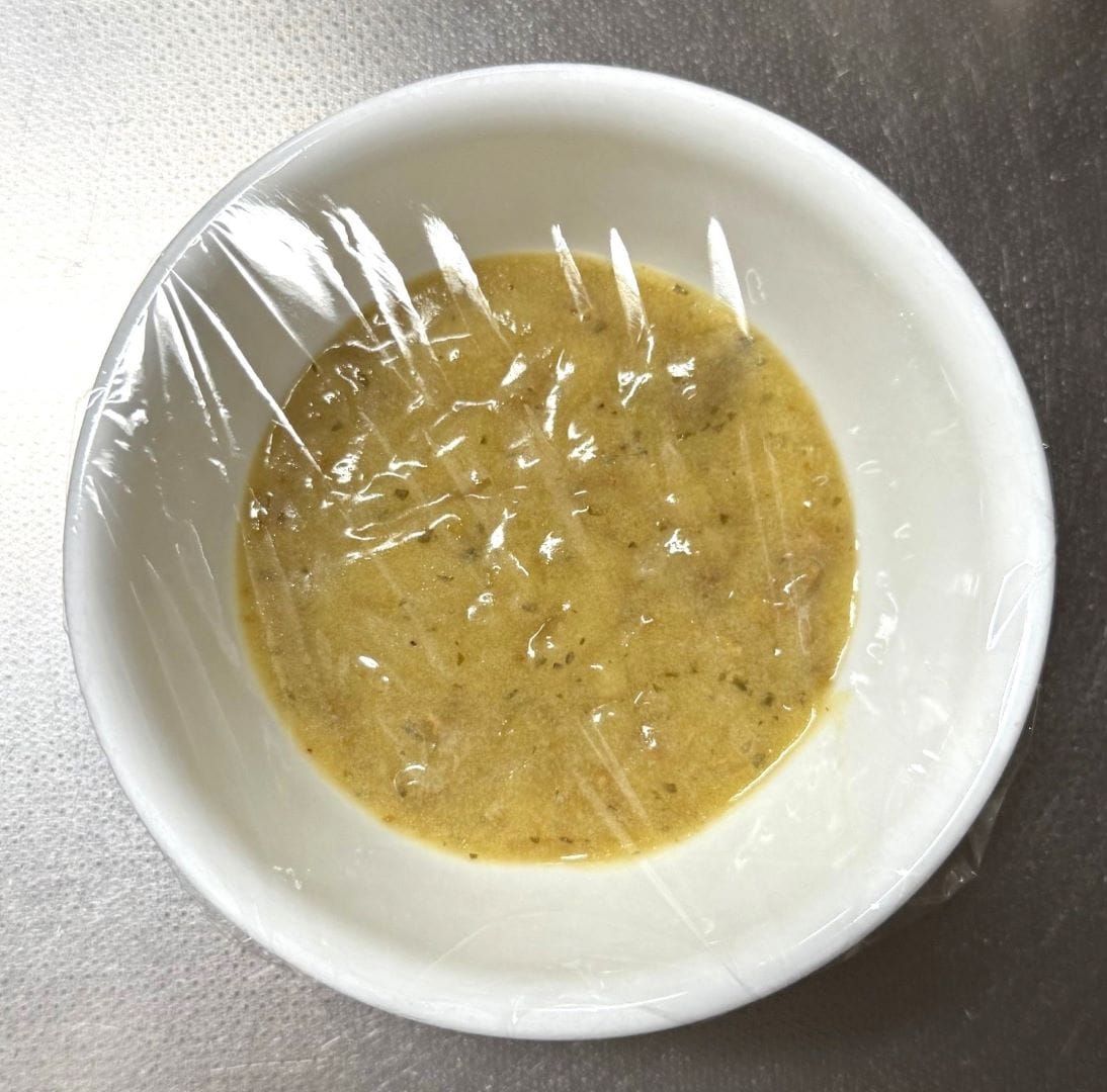 サルシッチャ電子レンジ前