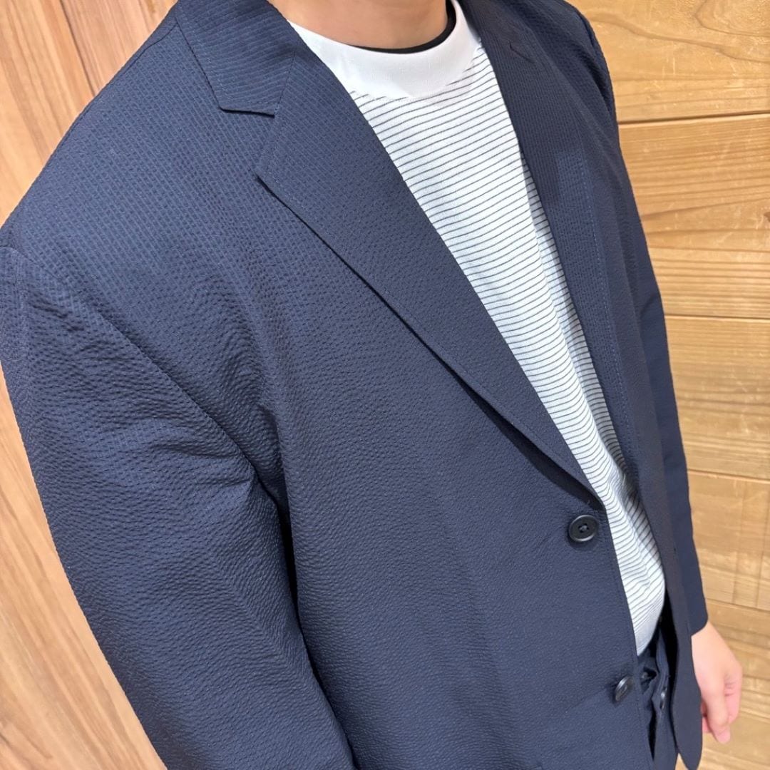 ジャケット胸元