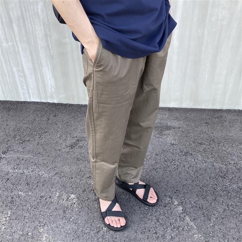 イージーパンツ