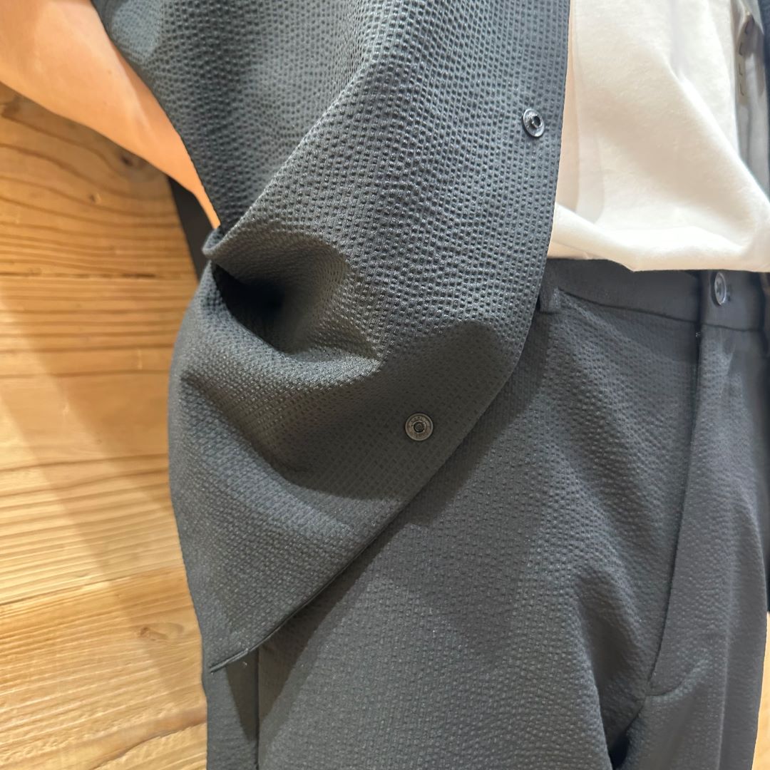 ノータックパンツ