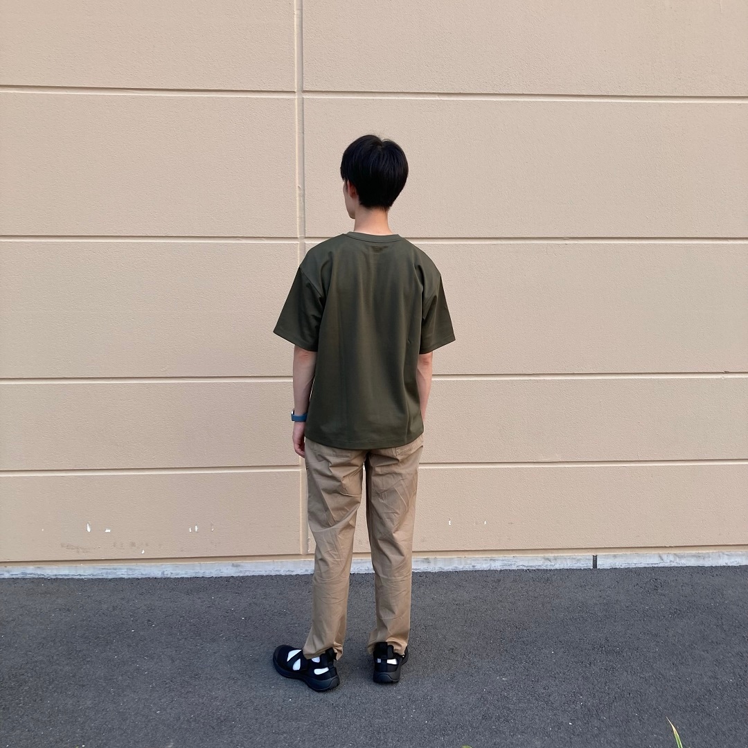 全身後ろ