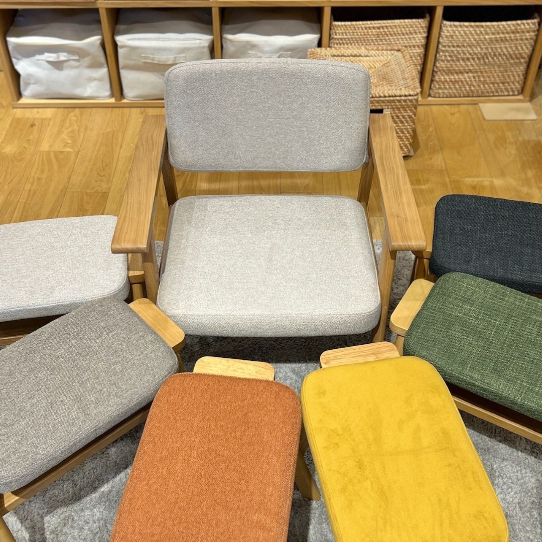 色展開