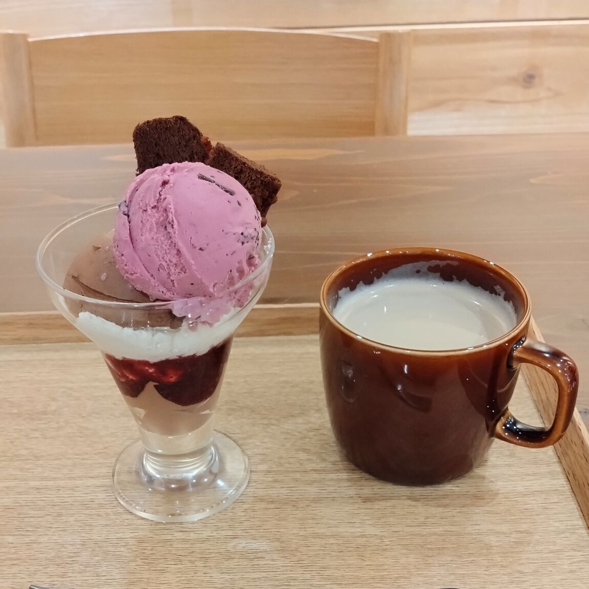 【Café＆MealMUJI近鉄四日市】パフェ