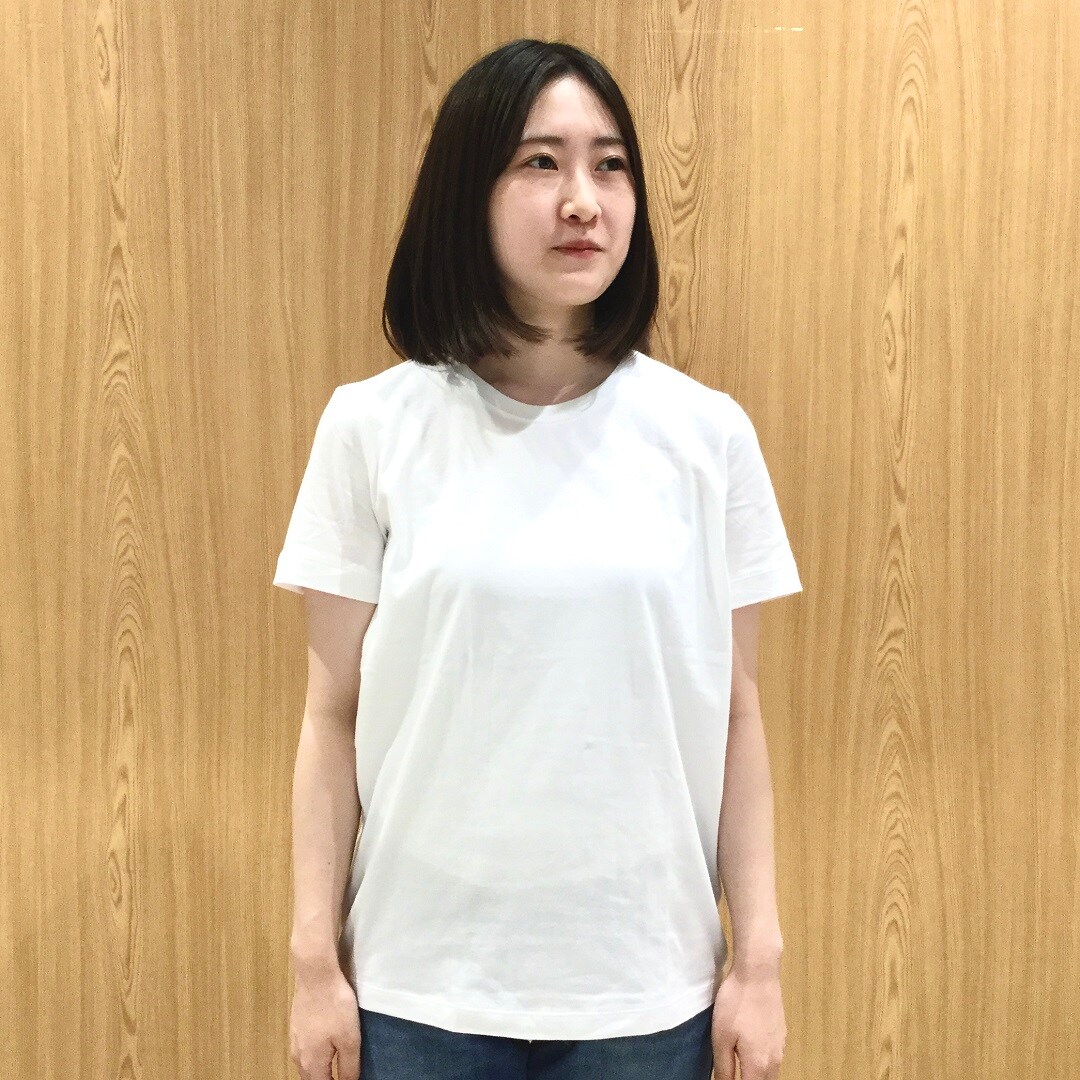 女性