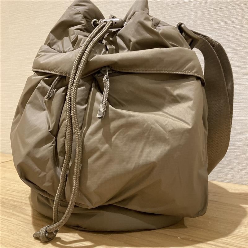 バッグ