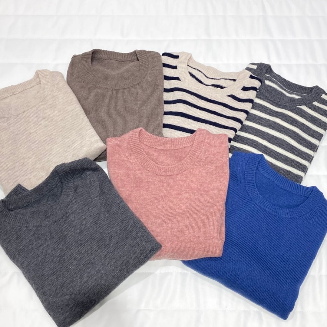 セーターのカラーバリエーションの写真