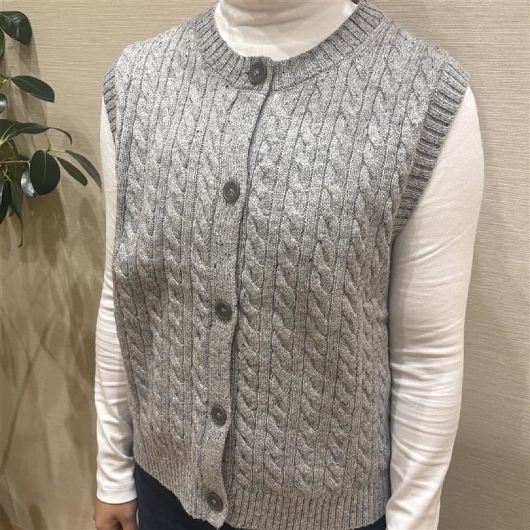 ベスト　アップ