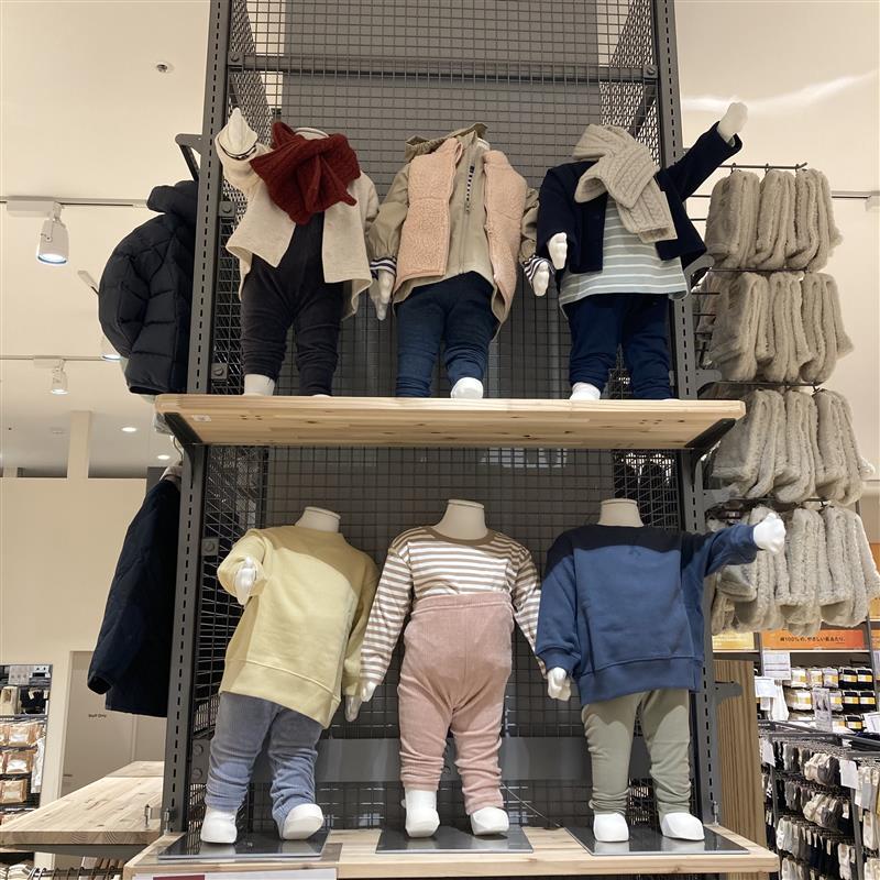 【堅田】こども服売り場