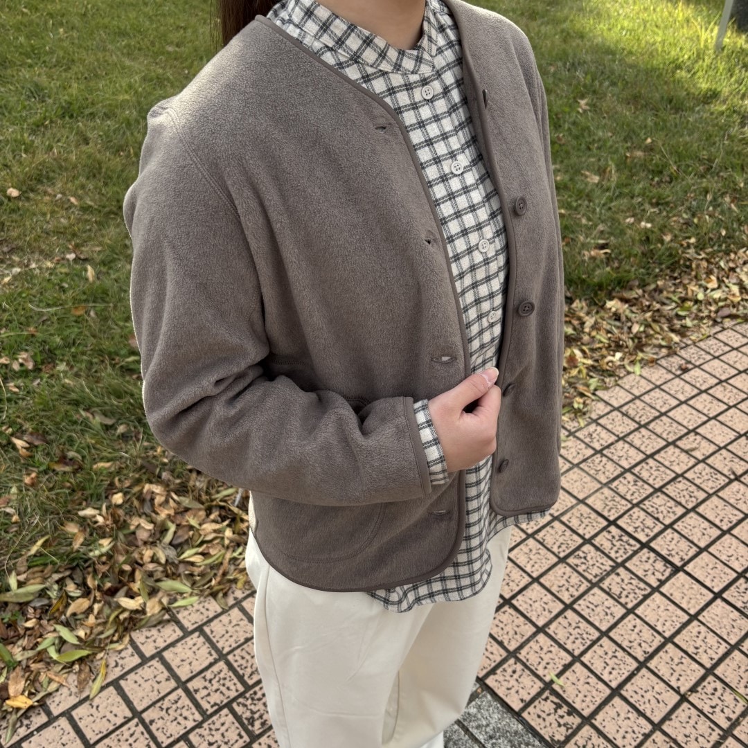 フリースカーディガン　アップ